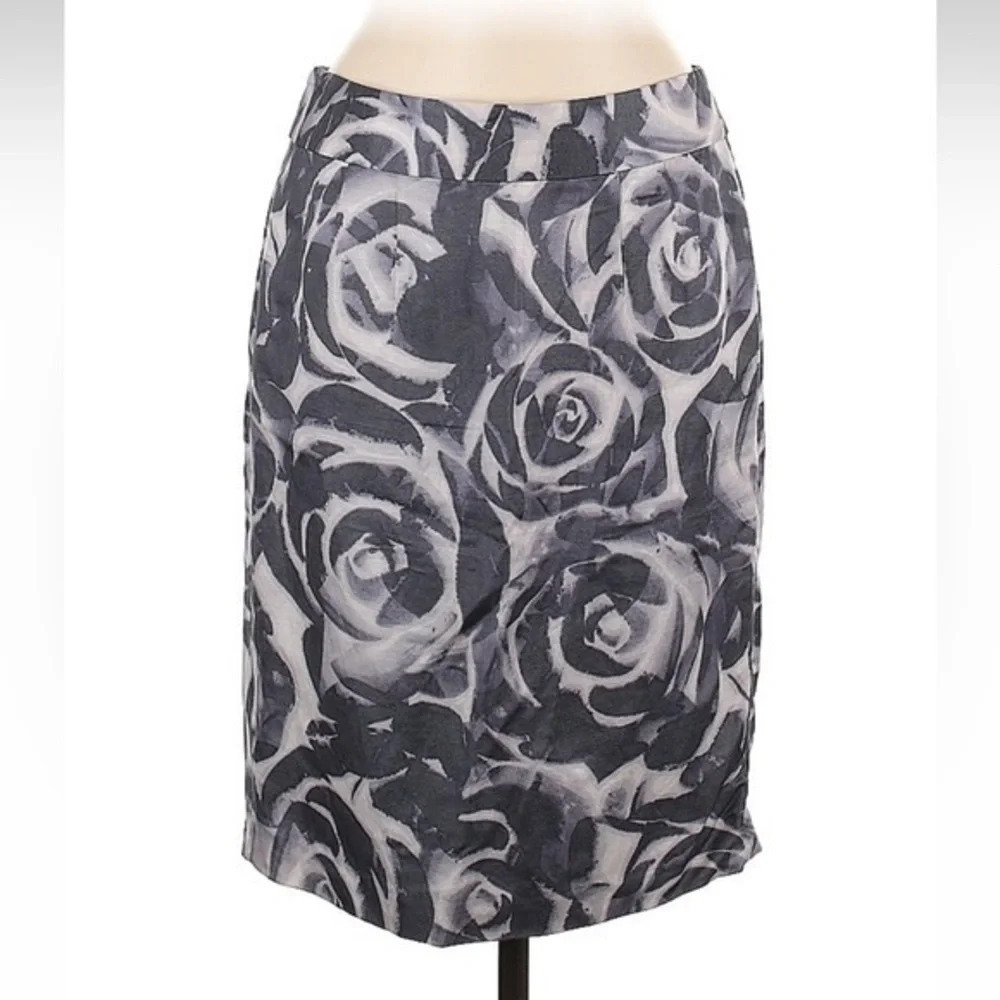 Banana Republic Linen Grey Black Rose Floral Goth Watercolor Pencil Skirt Size 6
